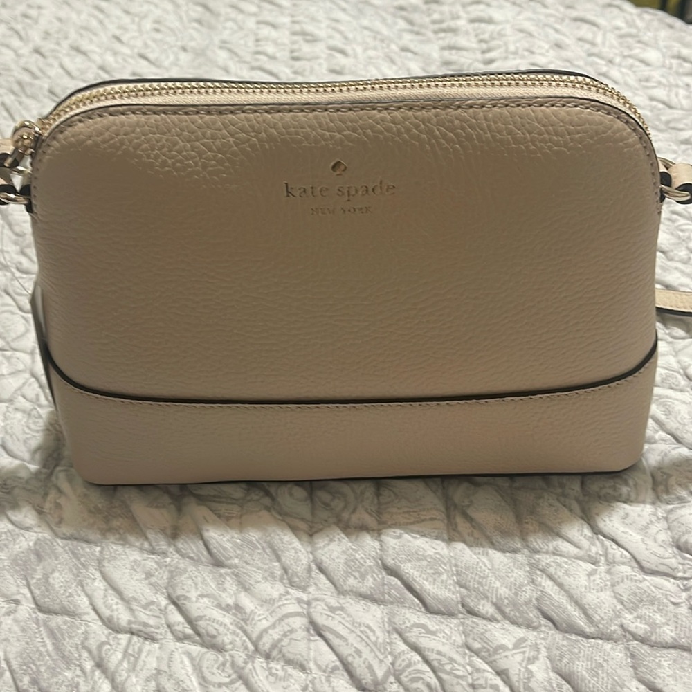 - NWT Kate Spade ♠️ purse